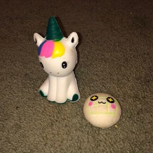 Two cute squishy‘s